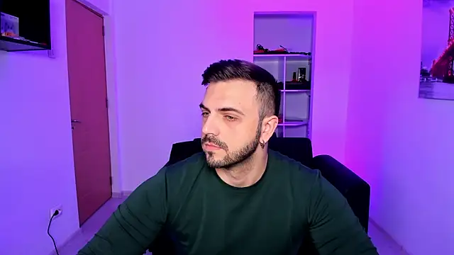 Snapshot of Jace_Thorne chatting on 17, 11, 2025 Jace Thorne online show from 17, 11, 2025