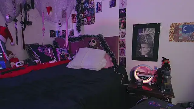 agathaaiko6 online show from 6, 1, 2026