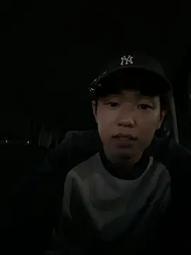 Snapshot of KAMESAN08 chatting on 16, 11, 2025 KAMESAN08 online show from 16, 11, 2025