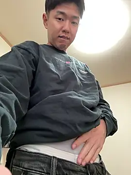 Snapshot of KAMESAN08 chatting on 14, 12, 2025 KAMESAN08 online show from 14, 12, 2025