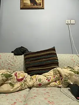 Snapshot of PalmedDwelling chatting on 13, 10, 2025 PalmedDwelling online show from 13, 10, 2025