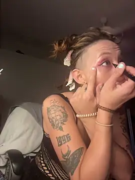 Snapshot of darnette_daisy chatting on 1, 11, 2025 darnette daisy online show from 1, 11, 2025