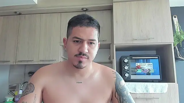 Snapshot of Arnolwilliams chatting on 14, 9, 2025 Arnolwilliams online show from 14, 9, 2025