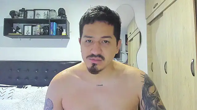 Snapshot of Arnolwilliams chatting on 28, 10, 2025 Arnolwilliams online show from 28, 10, 2025