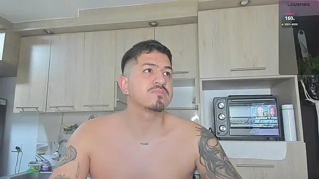 Snapshot of Arnolwilliams chatting on 31, 10, 2025 Arnolwilliams online show from 31, 10, 2025