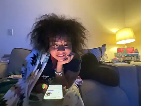 Snapshot of GoddessFatPuss chatting on 15, 9, 2025 GoddessFatPuss online show from 15, 9, 2025