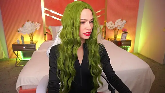 ShyySiren online show from 20, 9, 2025