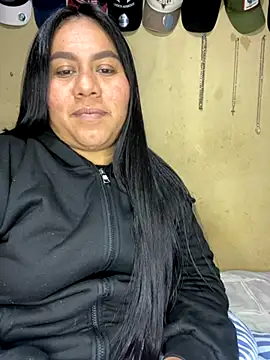 babyjuly19 online show from 25, 10, 2025