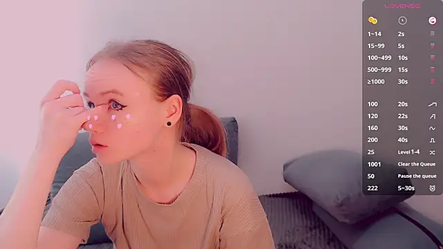 AliceNya cute online show from 21, 4, 2026