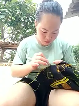 emilyzz online show from 10, 4, 2026