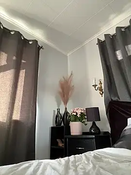 Snapshot of ZoeyJohnson chatting on 23, 10, 2025 ZoeyJohnson online show from 23, 10, 2025