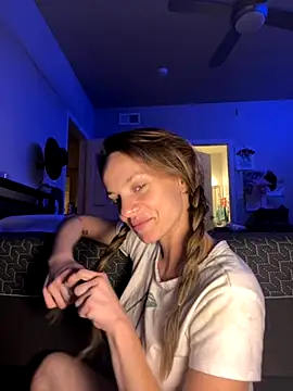 Texxaspearl online show from 29, 9, 2025