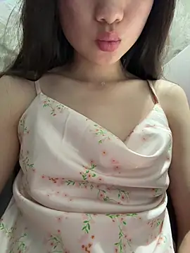 Snapshot of Bella_sexy98 chatting on 25, 4, 2026 Bella sexy98 online show from 25, 4, 2026