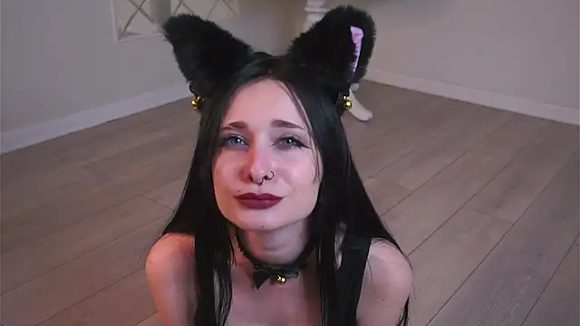 DarcyAspacio online show from 23, 10, 2025