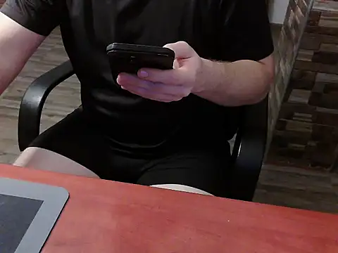 Snapshot of insomnia_llko1998 chatting on 16, 11, 2025 insomnia llko1998 online show from 16, 11, 2025