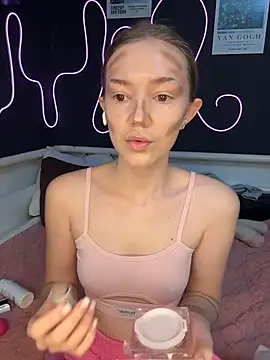 Snapshot of MilaMoone chatting on 20, 2, 2026 MilaMoone online show from 20, 2, 2026