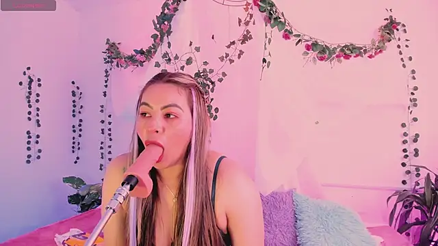 chubbyZoe online show from 12, 11, 2025