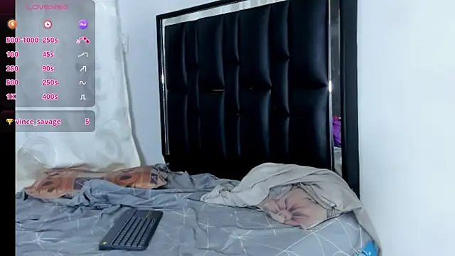 Snapshot of ArexBlakk chatting on 6, 11, 2025 ArexBlakk online show from 6, 11, 2025