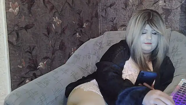 YuliiaSan online show from 18, 7, 2026