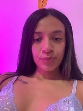 MiQeilaSweet online show from 18, 9, 2025