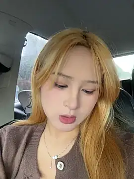 yuki june online show from 24, 10, 2025