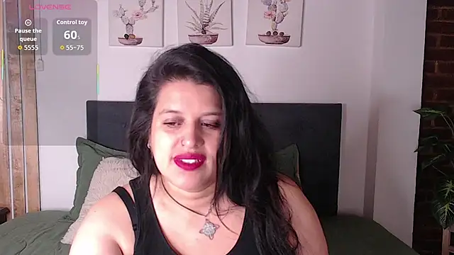 Snapshot of Andrea_secret_ chatting on 7, 1, 2026 Andrea secret online show from 7, 1, 2026