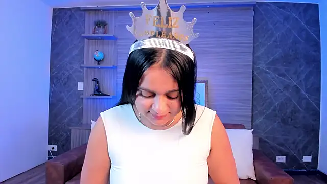 Snapshot of Megancoxx chatting on 4, 10, 2025 Megancoxx online show from 4, 10, 2025