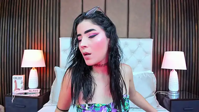 Snapshot of SamyySwet chatting on 15, 10, 2025 SamyySwet online show from 15, 10, 2025