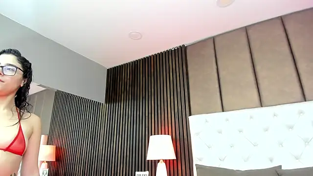 Snapshot of SamyySwet chatting on 18, 11, 2025 SamyySwet online show from 18, 11, 2025