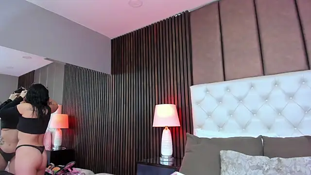 Snapshot of SamyySwet chatting on 23, 11, 2025 SamyySwet online show from 23, 11, 2025