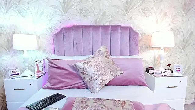 Snapshot of SamyySwet chatting on 24, 11, 2025 SamyySwet online show from 24, 11, 2025