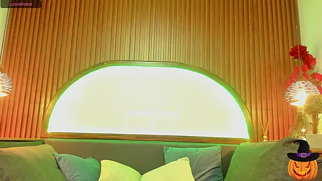 Snapshot of JacobDraven chatting on 28, 10, 2025 JacobDraven online show from 28, 10, 2025