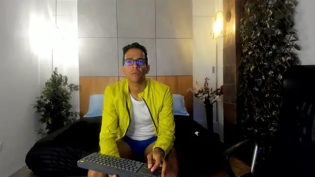 Snapshot of JacobDraven chatting on 13, 11, 2025 JacobDraven online show from 13, 11, 2025