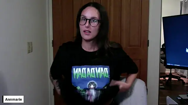 Snapshot of annmarieferrara chatting on 1, 10, 2025 annmarieferrara online show from 1, 10, 2025