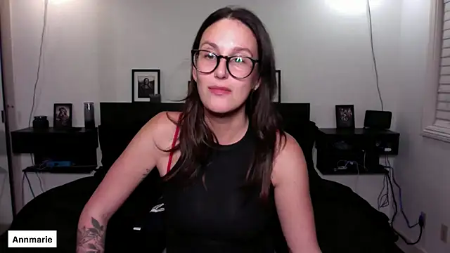 Snapshot of annmarieferrara chatting on 22, 10, 2025 annmarieferrara online show from 22, 10, 2025