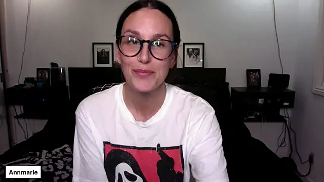 Snapshot of annmarieferrara chatting on 31, 10, 2025 annmarieferrara online show from 31, 10, 2025