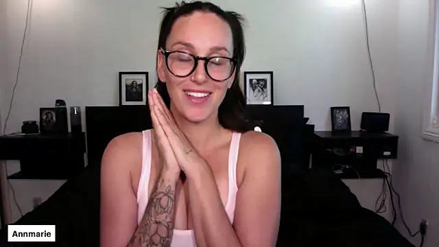 Snapshot of annmarieferrara chatting on 7, 11, 2025 annmarieferrara online show from 7, 11, 2025