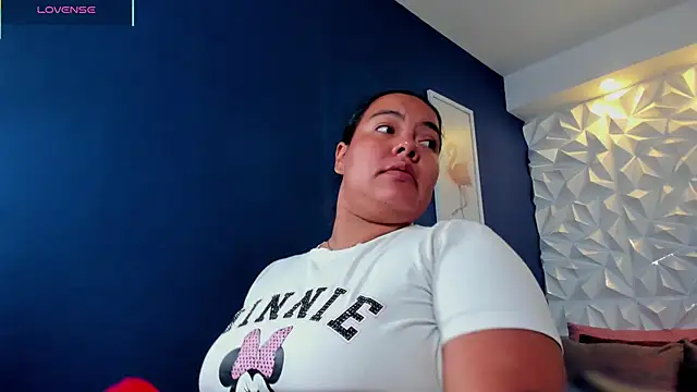 Snapshot of freya_cole_ chatting on 6, 11, 2025 freya cole online show from 6, 11, 2025