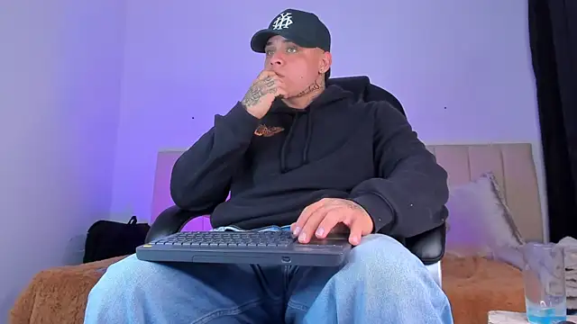 denis munera online show from 19, 11, 2025