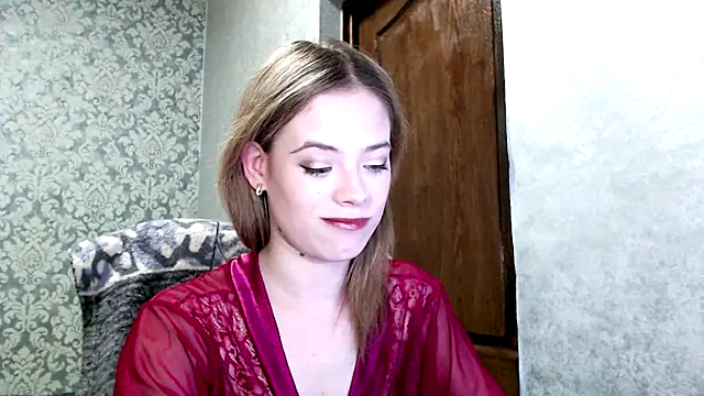 Kate  Loves online show from 21, 10, 2025