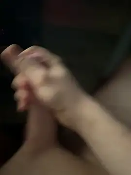 Snapshot of jstntz chatting on 8, 3, 2026 jstntz online show from 8, 3, 2026