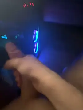 Snapshot of jstntz chatting on 2, 4, 2026 jstntz online show from 2, 4, 2026