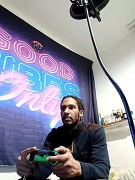 Snapshot of Mikaaa97 chatting on 22, 2, 2026 Mikaaa97 online show from 22, 2, 2026