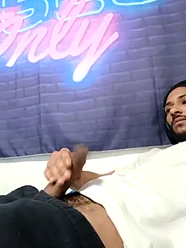 Snapshot of Mikaaa97 chatting on 25, 3, 2026 Mikaaa97 online show from 25, 3, 2026