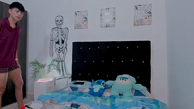 Zacktorres  online show from 17, 10, 2025