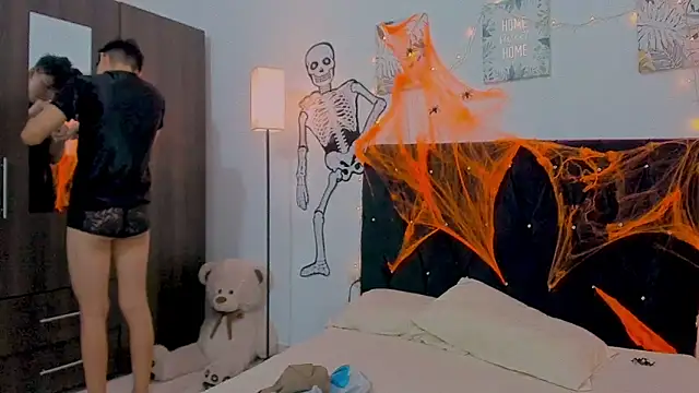 Zacktorres  online show from 20, 10, 2025