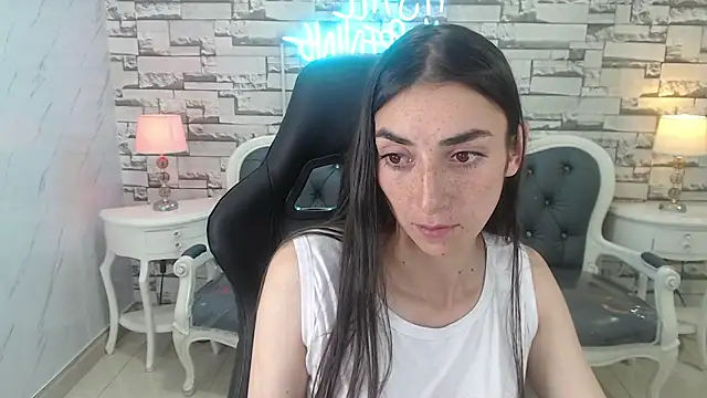 Maily a  online show from 26, 9, 2025