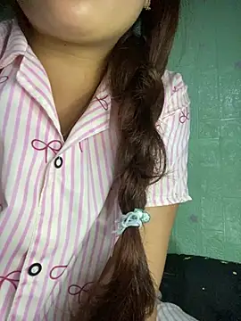 Snapshot of Linksys_nicee chatting on 1, 4, 2026 Linksys nicee online show from 1, 4, 2026