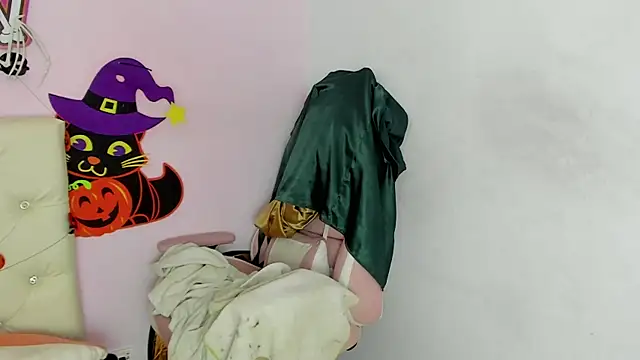 Yuni kim online show from 31, 10, 2025