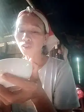 Snapshot of donna-bae chatting on 18, 9, 2025 donna-bae online show from 18, 9, 2025